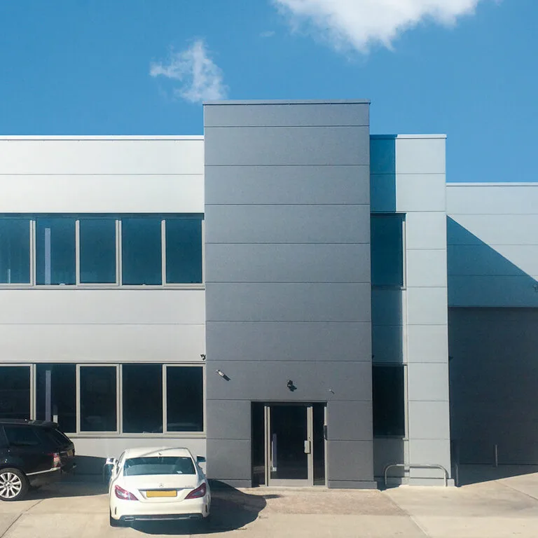 Warehouse and office refurbishment by LCC